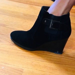 Franco Sarto wedge suede booties